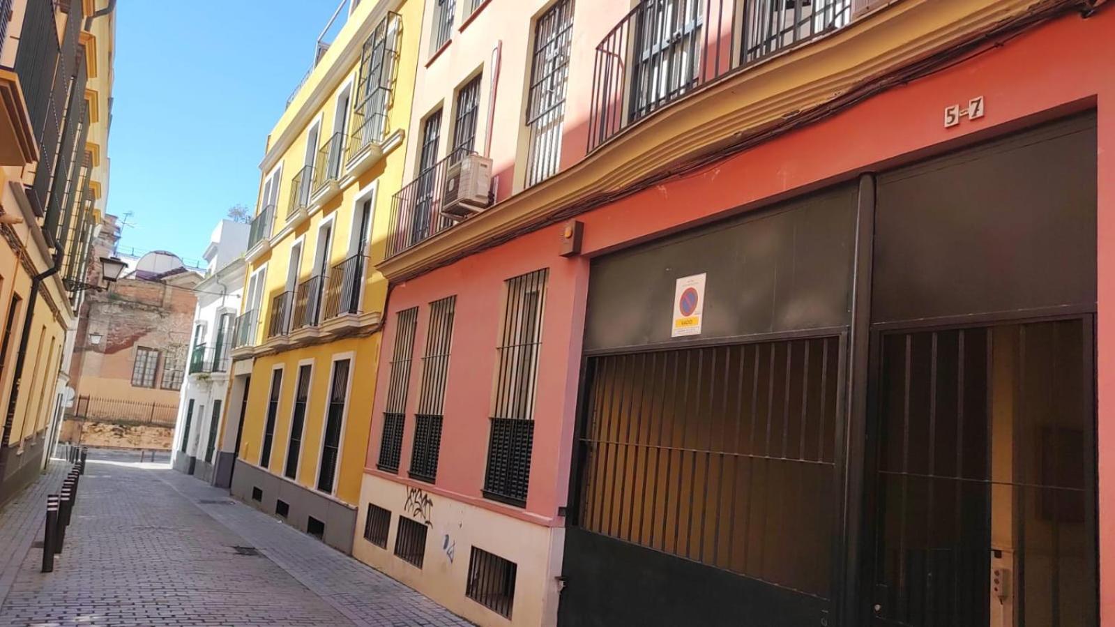 Апартаменты El Patio De San Bernardo Севилья Экстерьер фото
